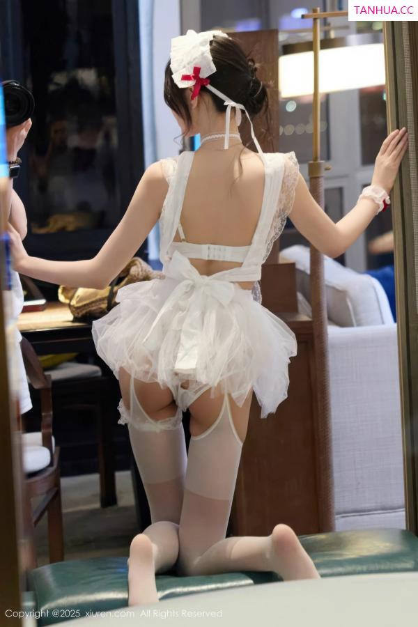 玥儿玥  [XiuRen]高清写真图 2025.09.29 No.10827 玥儿玥er 萝莉女仆第12张图片